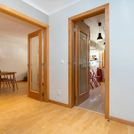 公寓 Spacious Zen Garden For 4 *